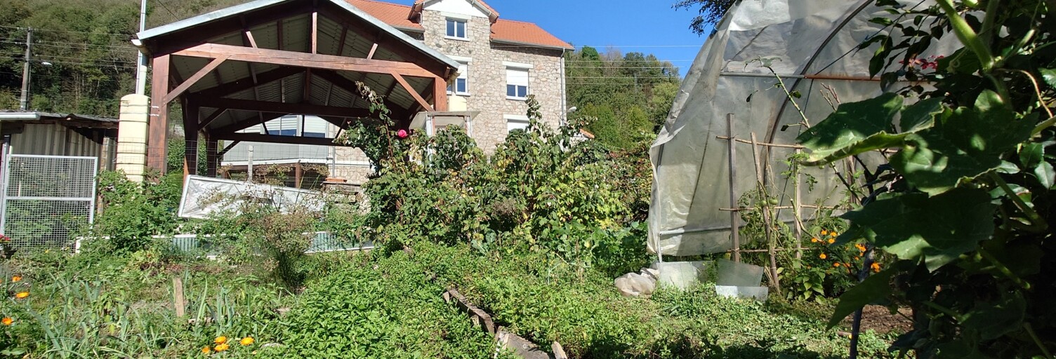 Maison 18 Pièces 295 m² à vendre à Hèches (65250)