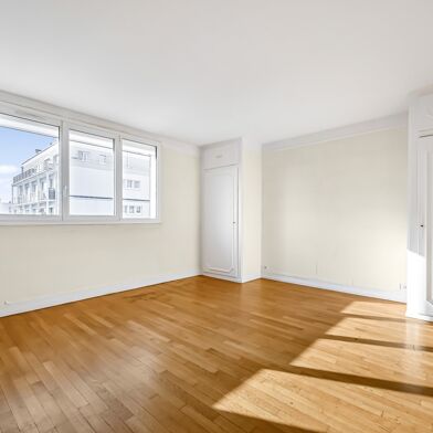 Appartement 1 pièces 270000 €