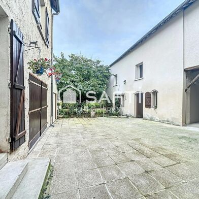 Maison 9 pièces 382000 €