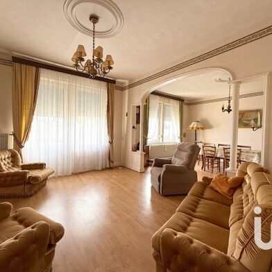 Appartement 4 pièces 165000 €