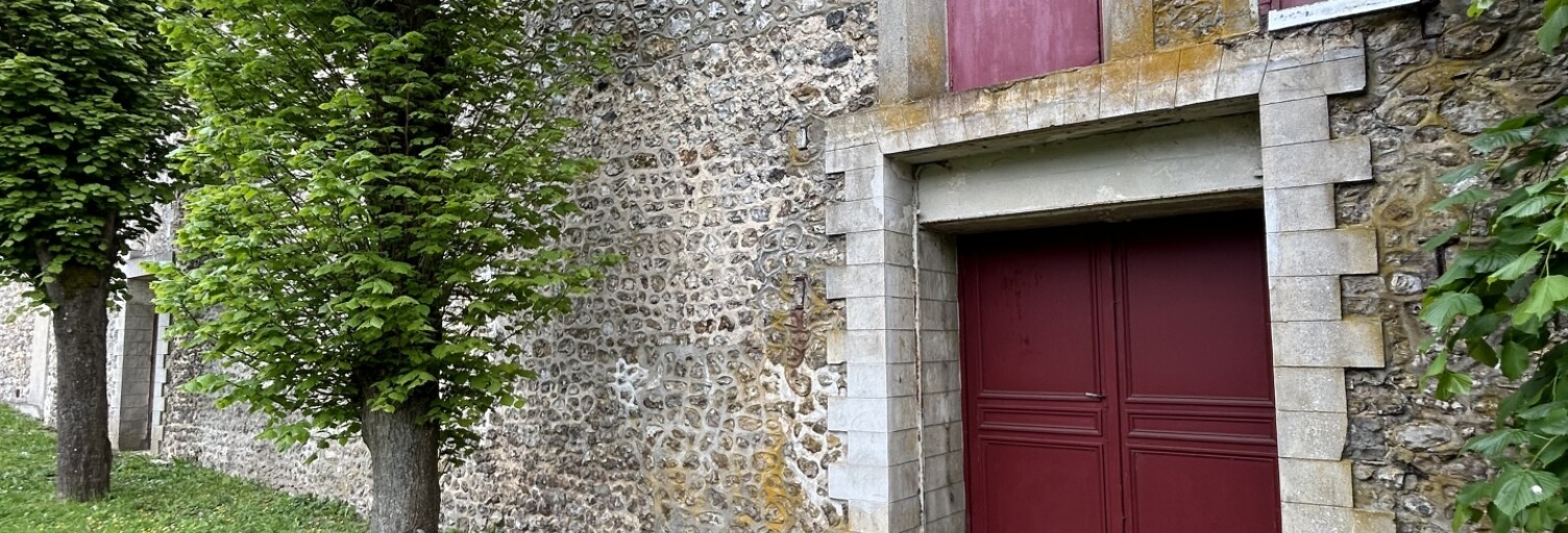 Maison 3 Pièces 274 m² à vendre à Menneval (27300)