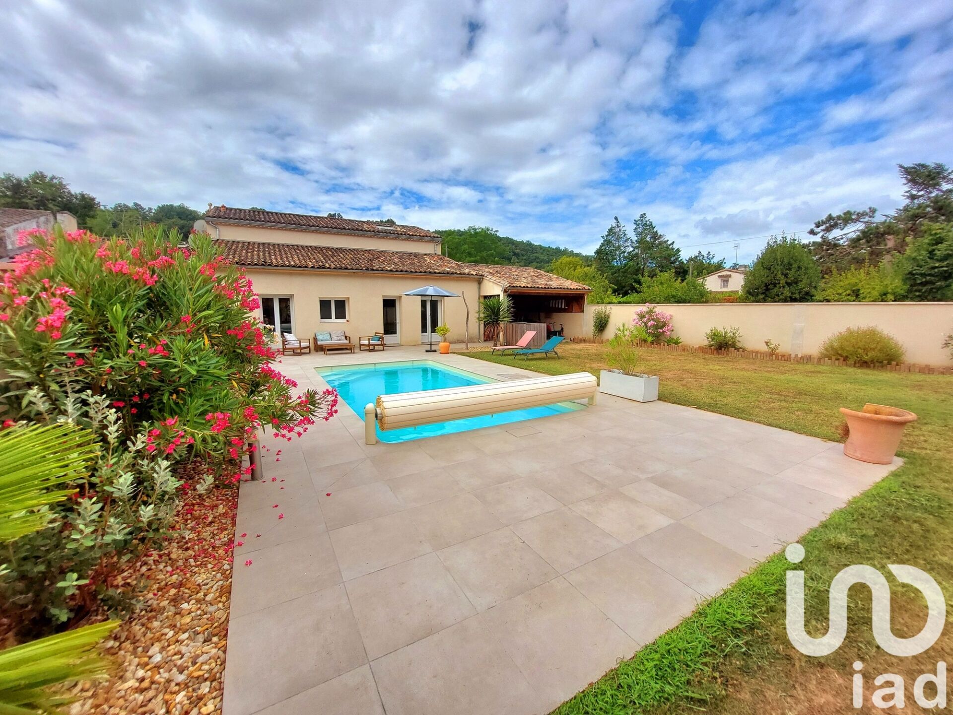 Port-Ste-Foy-Et-Ponchapt - 139m² - 5p. - 3ch.