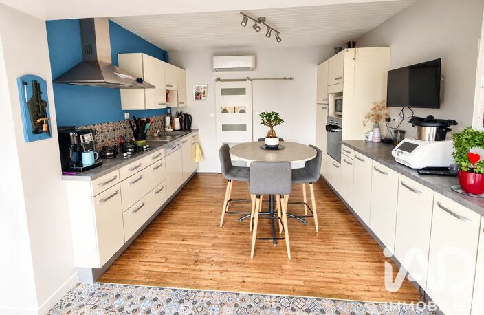 Vente Maison/villa 9 pièces — photo 4