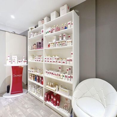 Commerce  225000 €