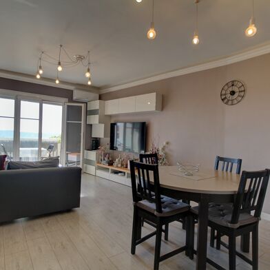 Appartement 4 pièces 220000 €