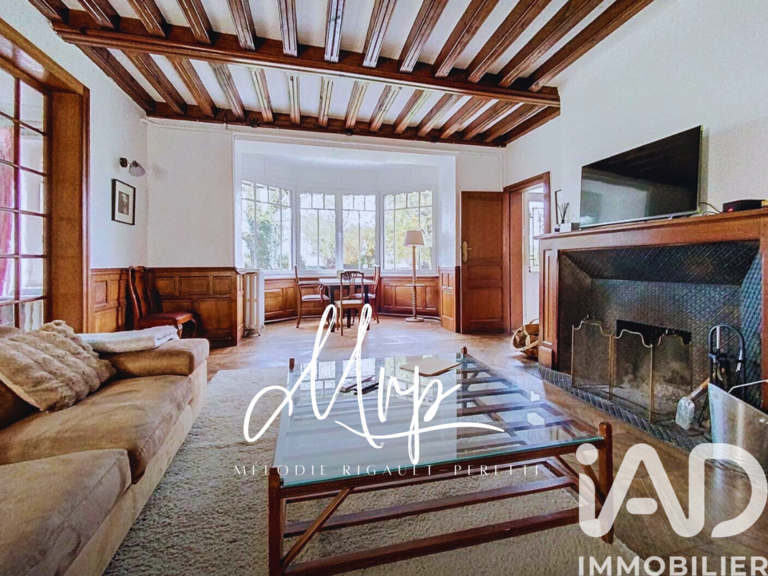 Vente Maison/villa 8 pièces — photo 1