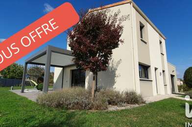 Maison 5 pièces 245000 €