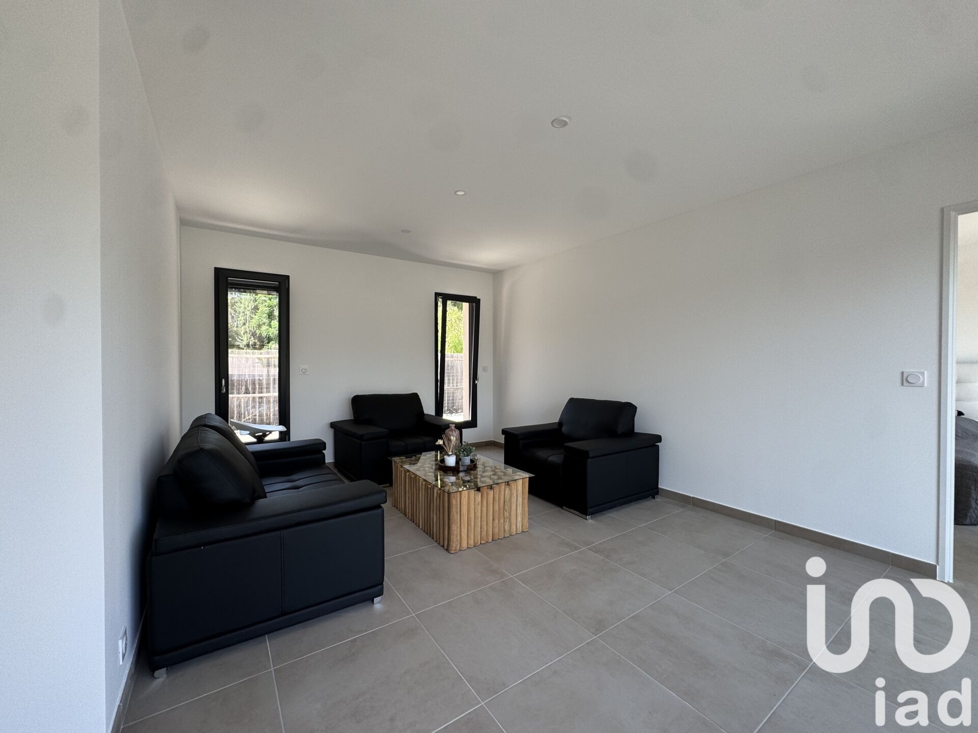 Vente Maison/villa 5 pièces - Photo 4