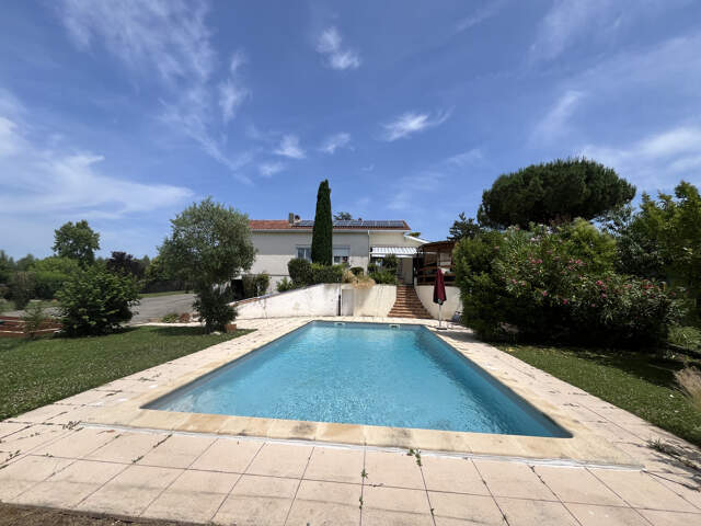 Superbe villa sur côteau avec piscine — photo du bien