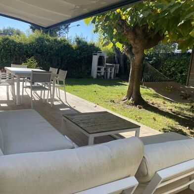 Maison 5 pièces 599900 €