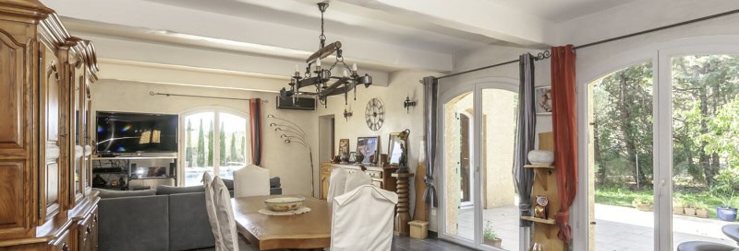 Maison 10 Pièces 236 m² à vendre à Saint-Jean-de-Fos (34150)