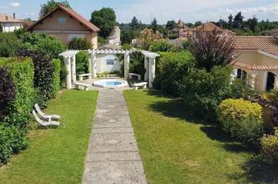 Maison 8 pièces 499000 €