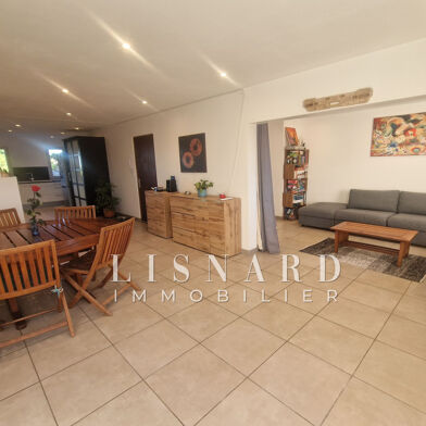 Appartement 4 pièces 259000 €