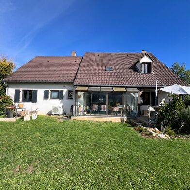 Maison 8 pièces 448000 €