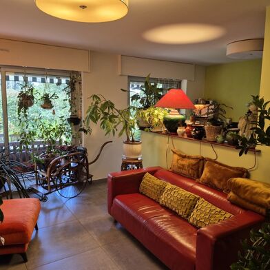 Appartement 4 pièces 376000 €