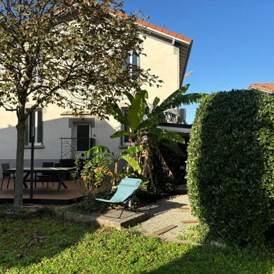 Maison 5 pièces 300000 €