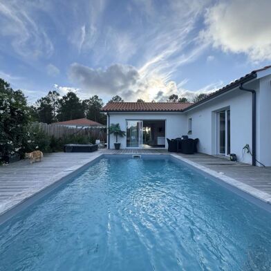 Maison 6 pièces 449000 €