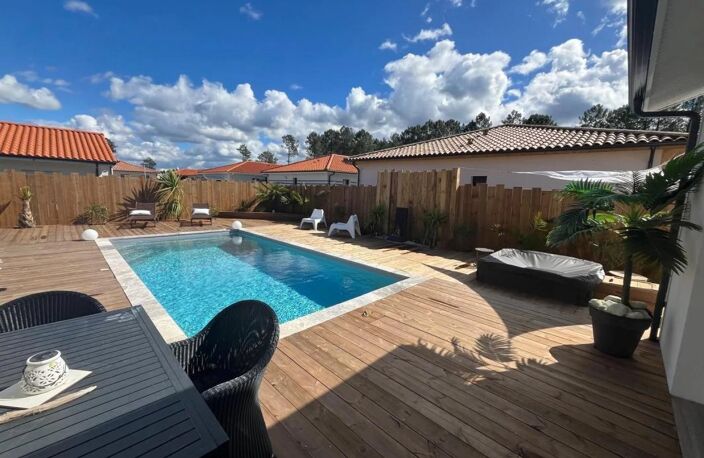 Mimizan Raffinement et Confort : Villa avec Piscine au Calme — photo 2