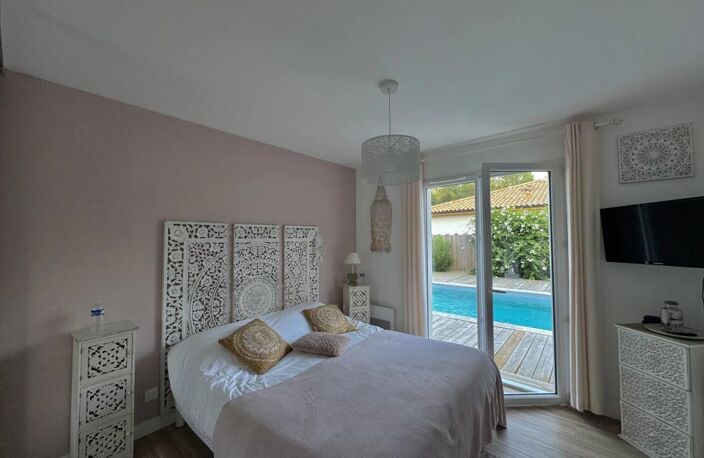 Mimizan Raffinement et Confort : Villa avec Piscine au Calme — photo 4
