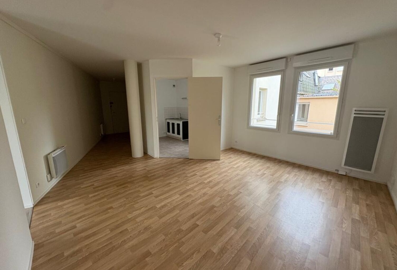 Leasing Appartement 3  pièces 65 m² La Châtre — photo 1