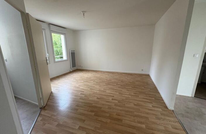 Leasing Appartement 3  pièces 65 m² La Châtre — photo 2