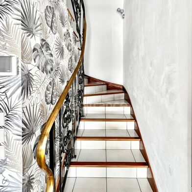 Maison 6 pièces 360990 €