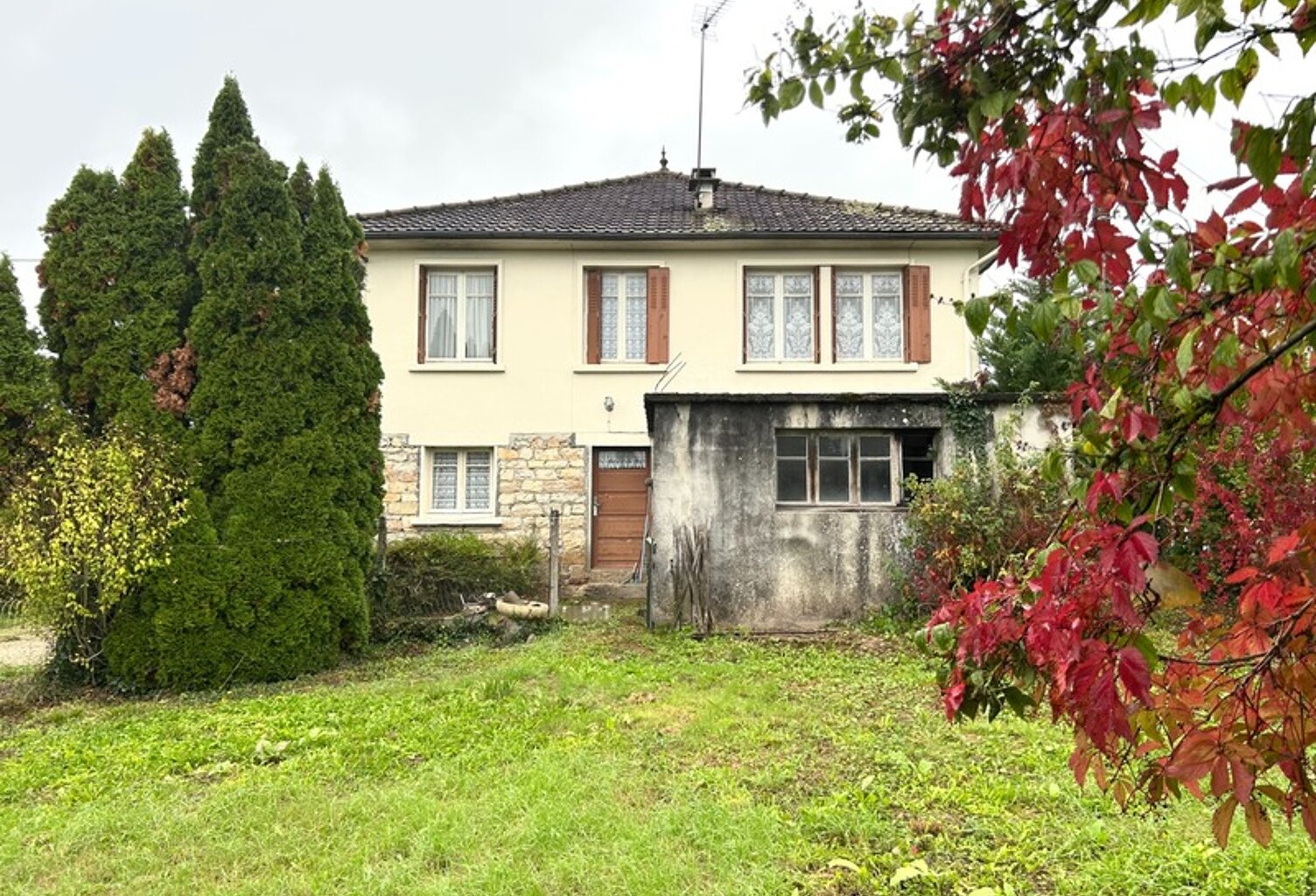 Maison de 4 chambres- fort potentiel à Meyssac — photo 1