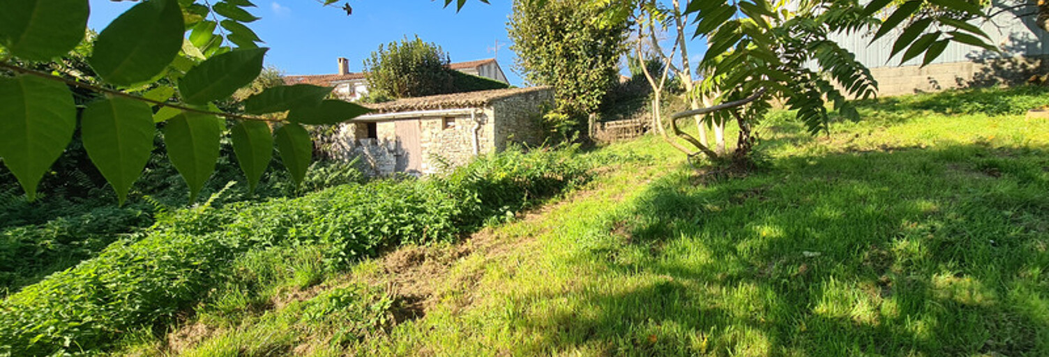 Maison 2 Pièces 275 m² à vendre à Échiré (79410)