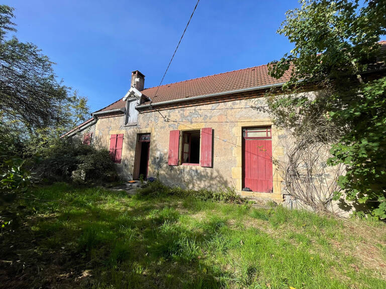 Maison de caracrtere avec Grand Terrain – CERCY-LA-TOUR (NIÈVRE) — photo 1