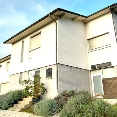 Immeuble  549000 €