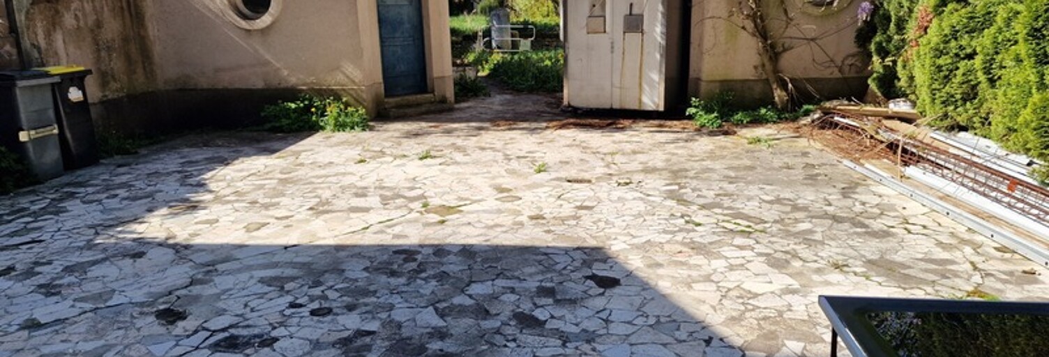 Immeuble  360 m² à vendre à Charmes (88130)