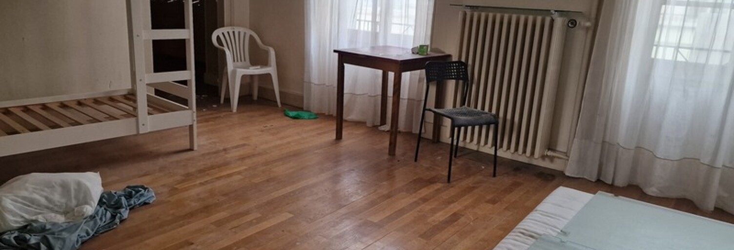 Immeuble  360 m² à vendre à Charmes (88130)