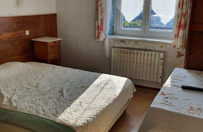 Dpt Vosges (88), à vendre CONTREXEVILLE ENSEMBLE de 7 STUDIOS/CHAMBRES dans résidence avec ascenseur quartier thermal — photo 5