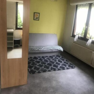 Appartement 1 pièces 590 €