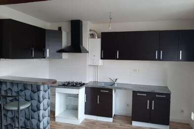 Appartement 4 pièces 720 €