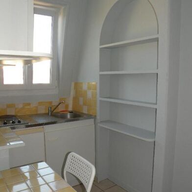 Appartement 1 pièces 380 €