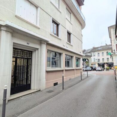 Appartement 3 pièces 1040 €