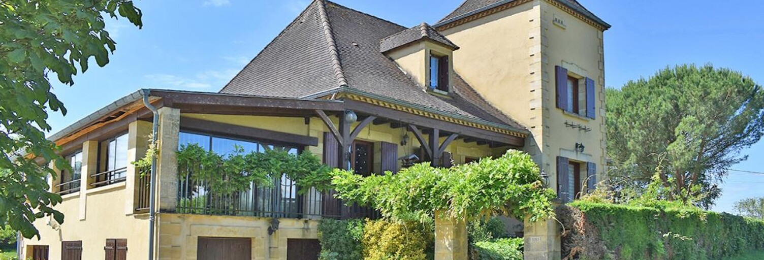 Maison 7 Pièces 197 m² à vendre à Marquay (24620)