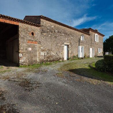 Maison 6 pièces 447200 €