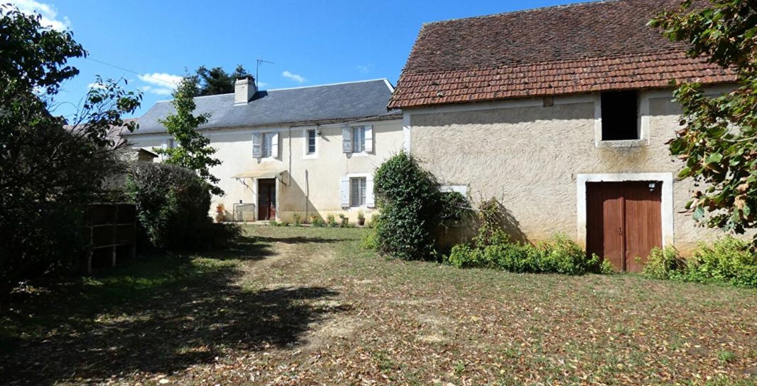 Maison 160 m2 / 4 chambres / 2 granges / terrain 3500m² environ — photo 1