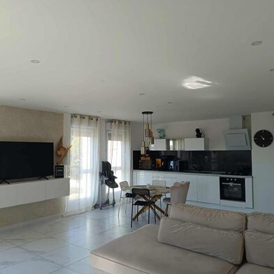 Appartement 3 pièces 130000 €