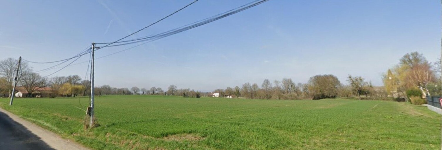 Terrain  976 m² à vendre à Bâgé-Dommartin (01380)