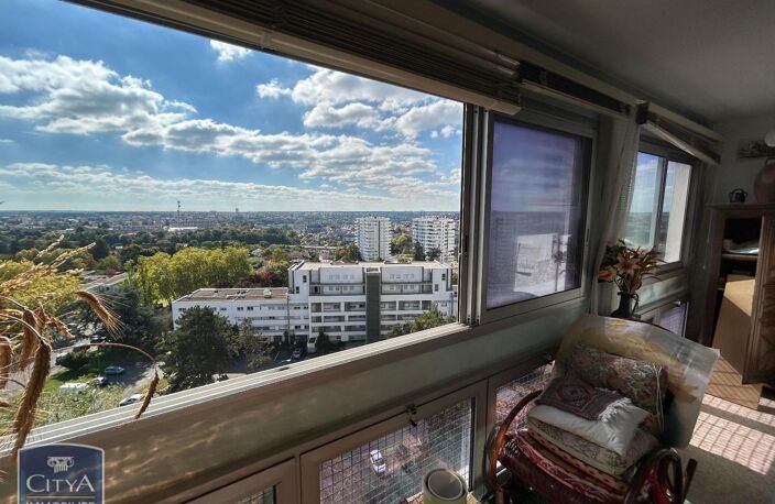Vente appartement 5 pièces 103 m² Poitiers (86000) — photo 2