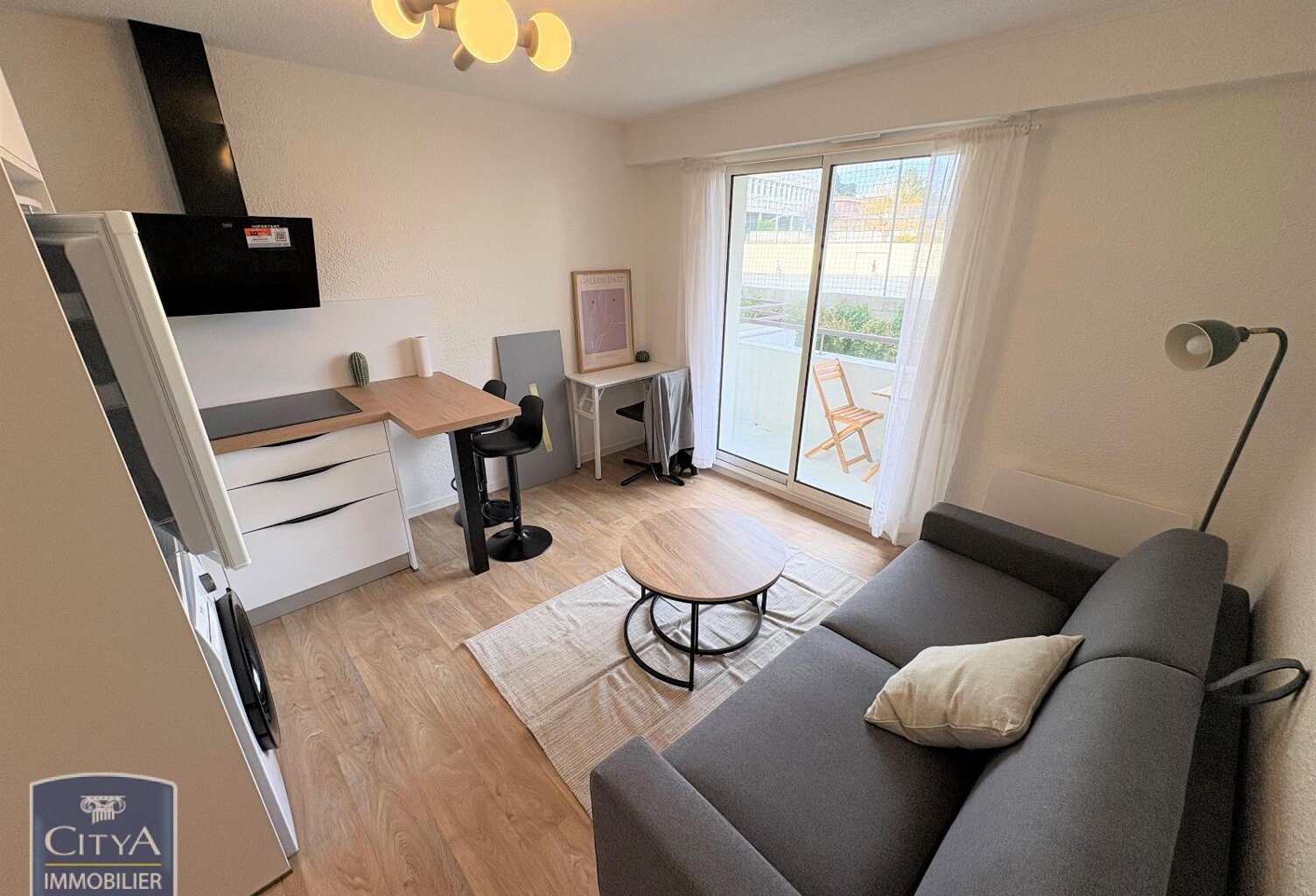 Location appartement 1 pièce 20 m² à Cholet (49300) — photo 1