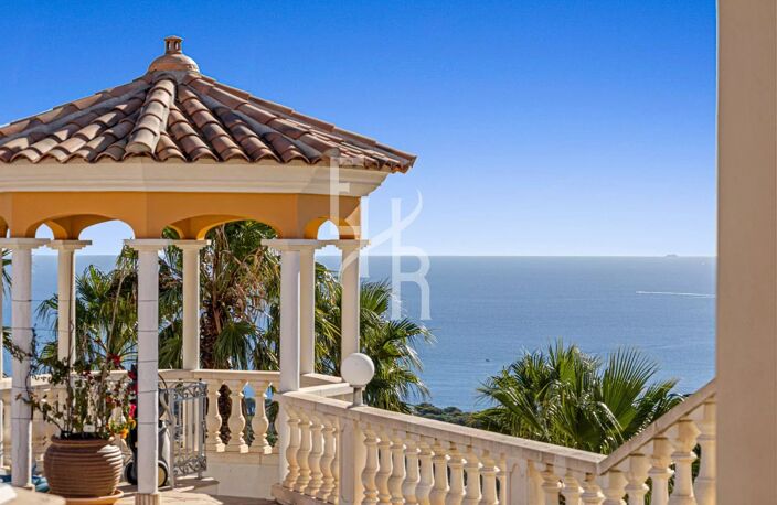 Propriété d' exception vue panoramique mer à Roquebrune sur argent — photo 4