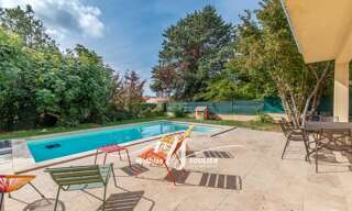 Maison 9 Pièces 240 m² à vendre à Meyreuil (13590)