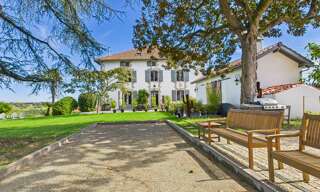 Maison 11 Pièces 410 m² à vendre à Guiche (64520)