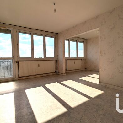 Appartement 4 pièces 75000 €