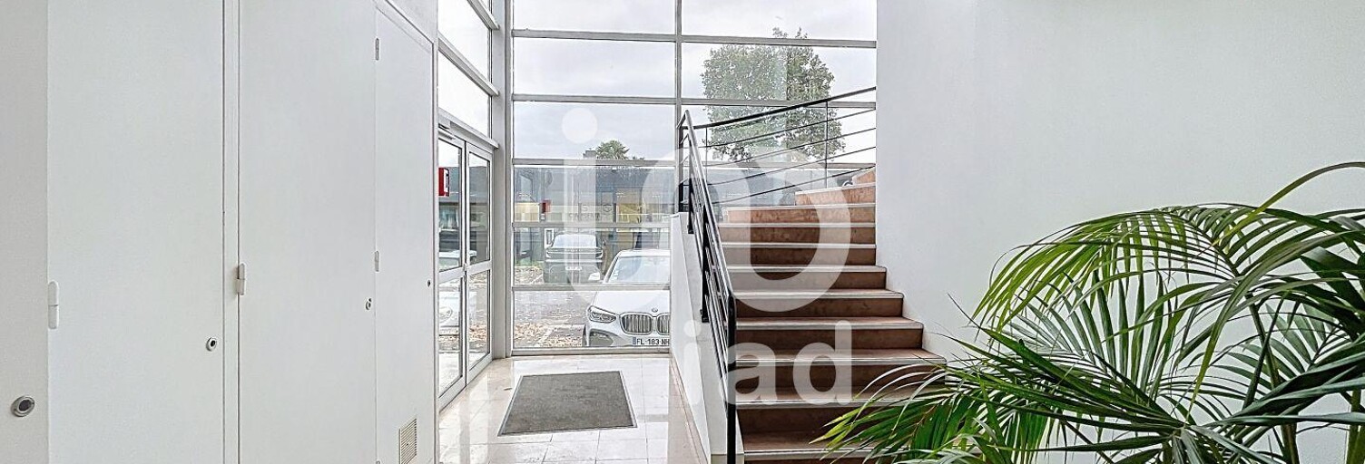 Bureau  121 m² à louer à Saint-Grégoire (35760)