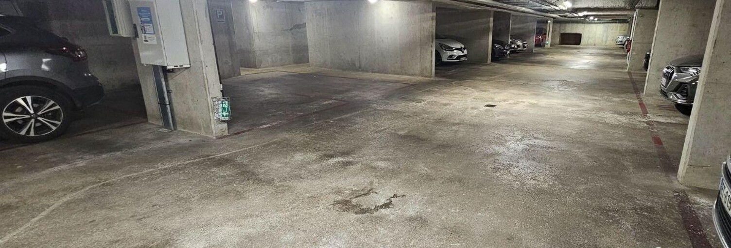 Garage  12 m² à louer à Bonneuil-sur-Marne (94380)